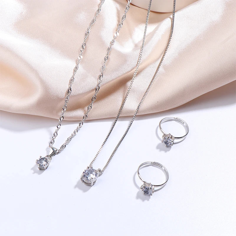 Exclusive Women's Accessories Set